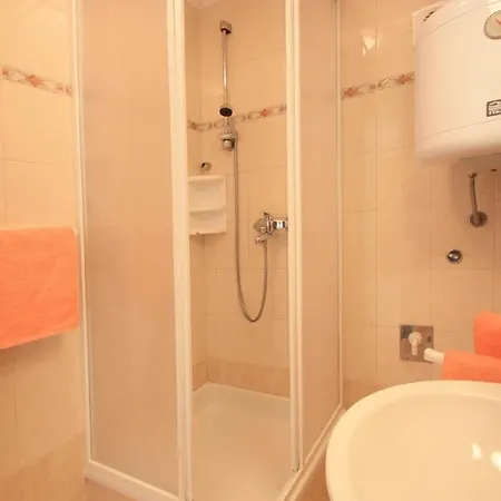Ferienwohnung Fur 3 Personen Ca 33 M In Crikvenica, Kvarner Bucht Und Umgebung